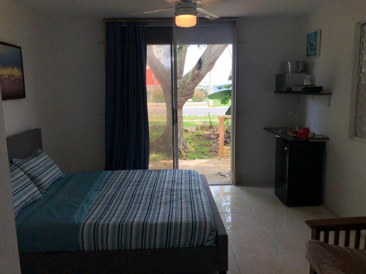 Las Olas Beach Apartments Arecibo Bagian luar foto