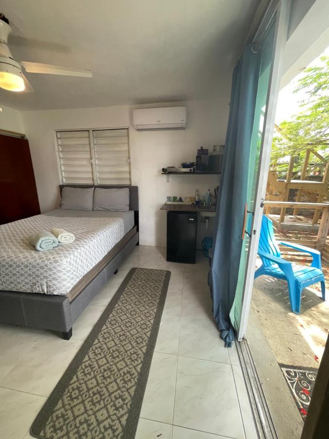 Las Olas Beach Apartments Arecibo Bagian luar foto
