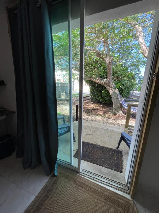 Las Olas Beach Apartments Arecibo Bagian luar foto