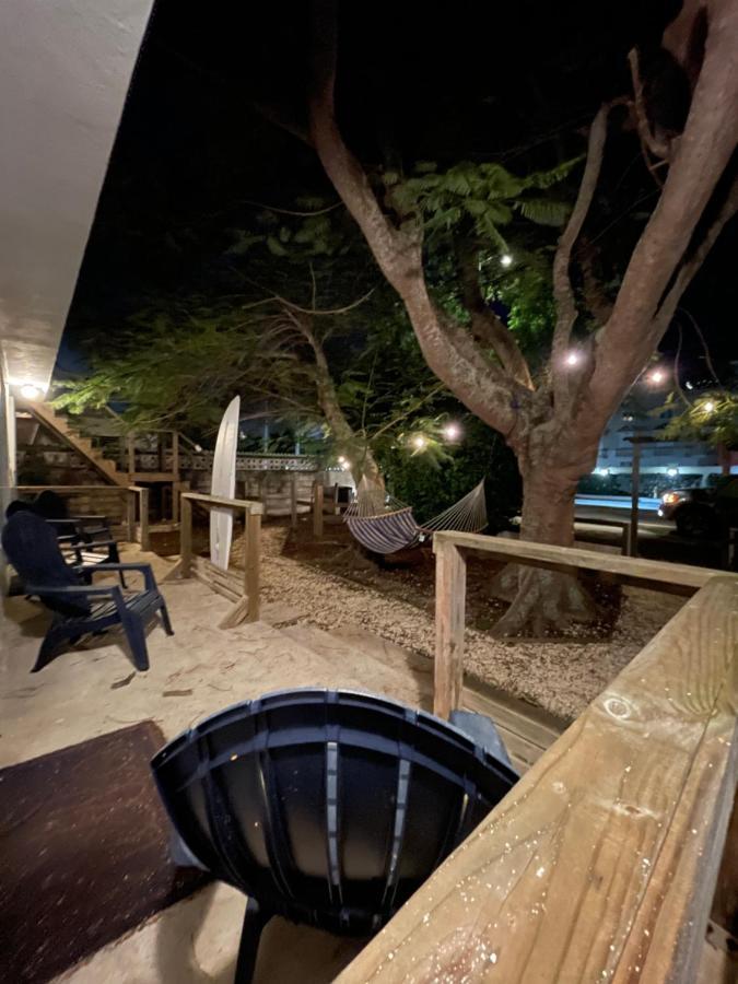 Las Olas Beach Apartments Arecibo Bagian luar foto